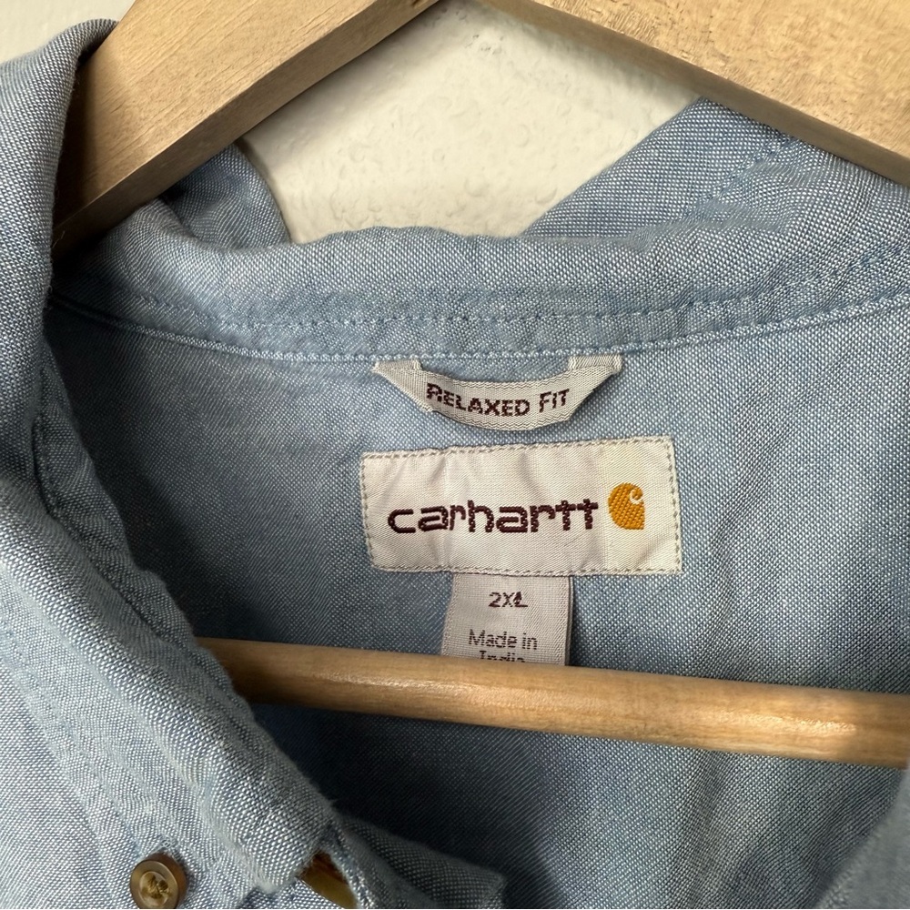 Carhartt Men’s Chambray Work Shirt – 2XL Relaxed Fit - Picture 4 of 5